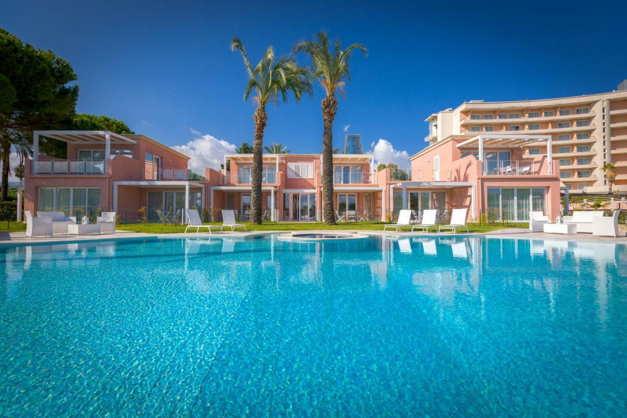 Residence Delfino, Portorosa Фурнари Екстериор снимка