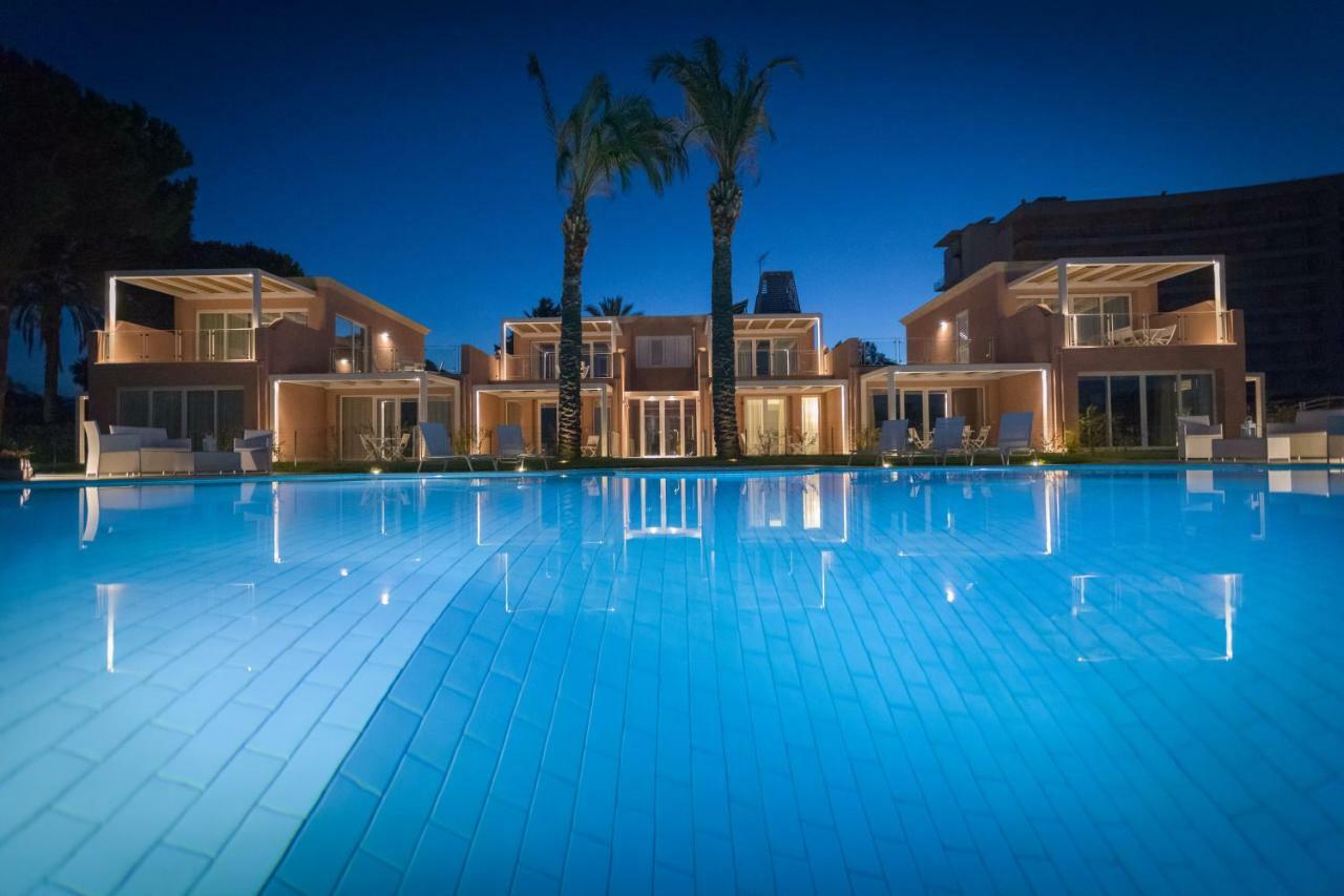 Residence Delfino, Portorosa Фурнари Екстериор снимка