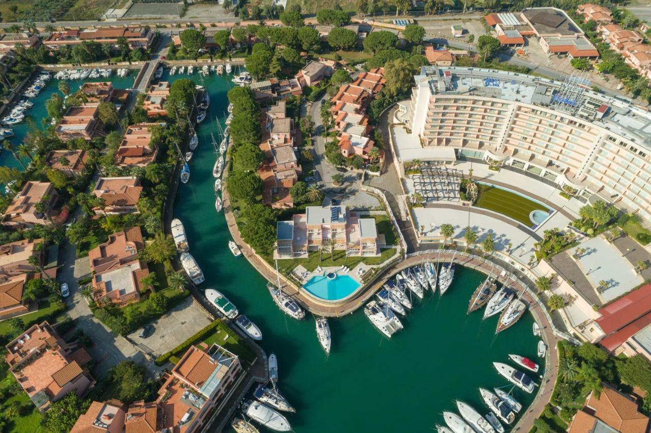 Residence Delfino, Portorosa Фурнари Екстериор снимка