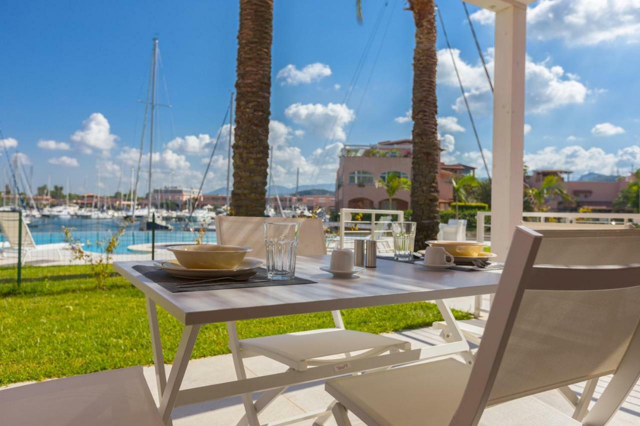 Residence Delfino, Portorosa Фурнари Екстериор снимка