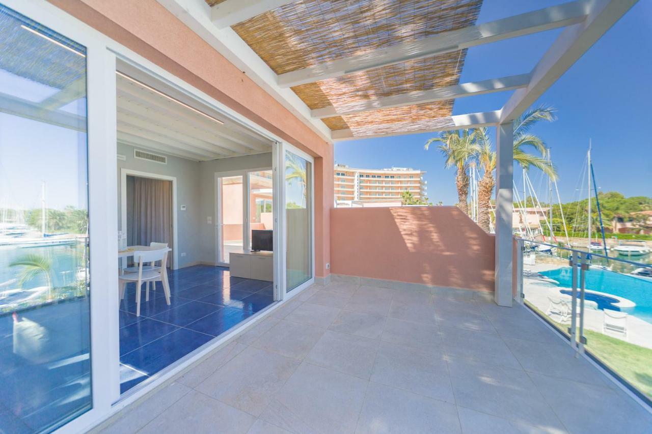 Residence Delfino, Portorosa Фурнари Екстериор снимка